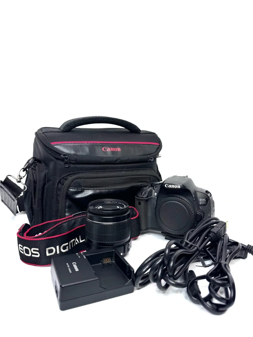 Canon EOS Rebel T4i / EOS 650D DSLR Camera with Canon EF-S 18-55mm Lens